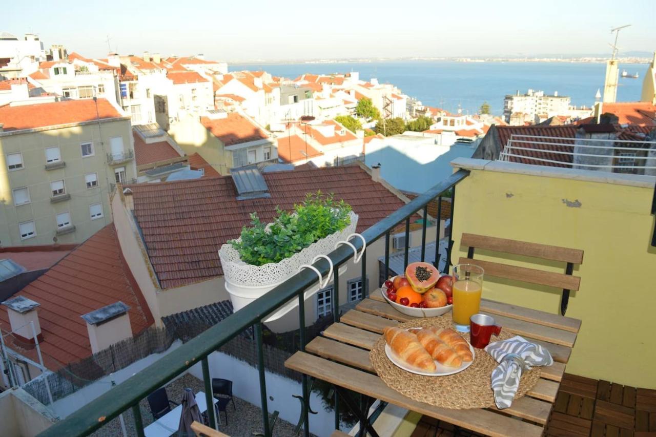 Comfortable Apartment With Balcony And Sea View In Lisbon 50 M² Dış mekan fotoğraf